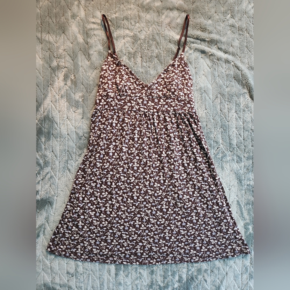 Y2K Old Navy Brown and White Floral baby doll dress
